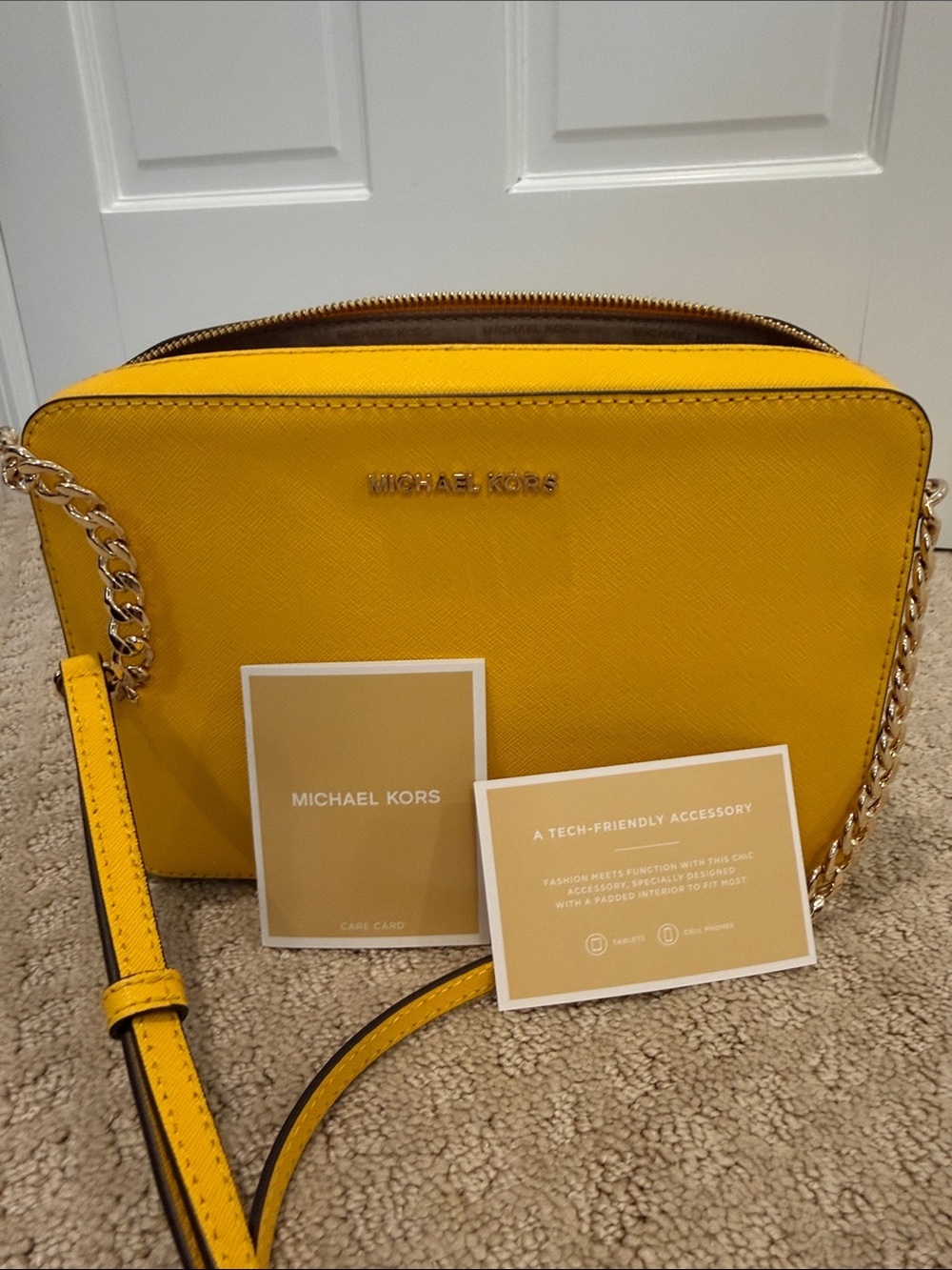 Michael Kors Jet Set Crossbody in Yellow
